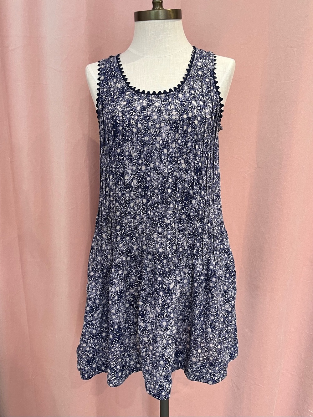 Club Monaco Blue & White Print Sleeveless Swing Dress Size 0